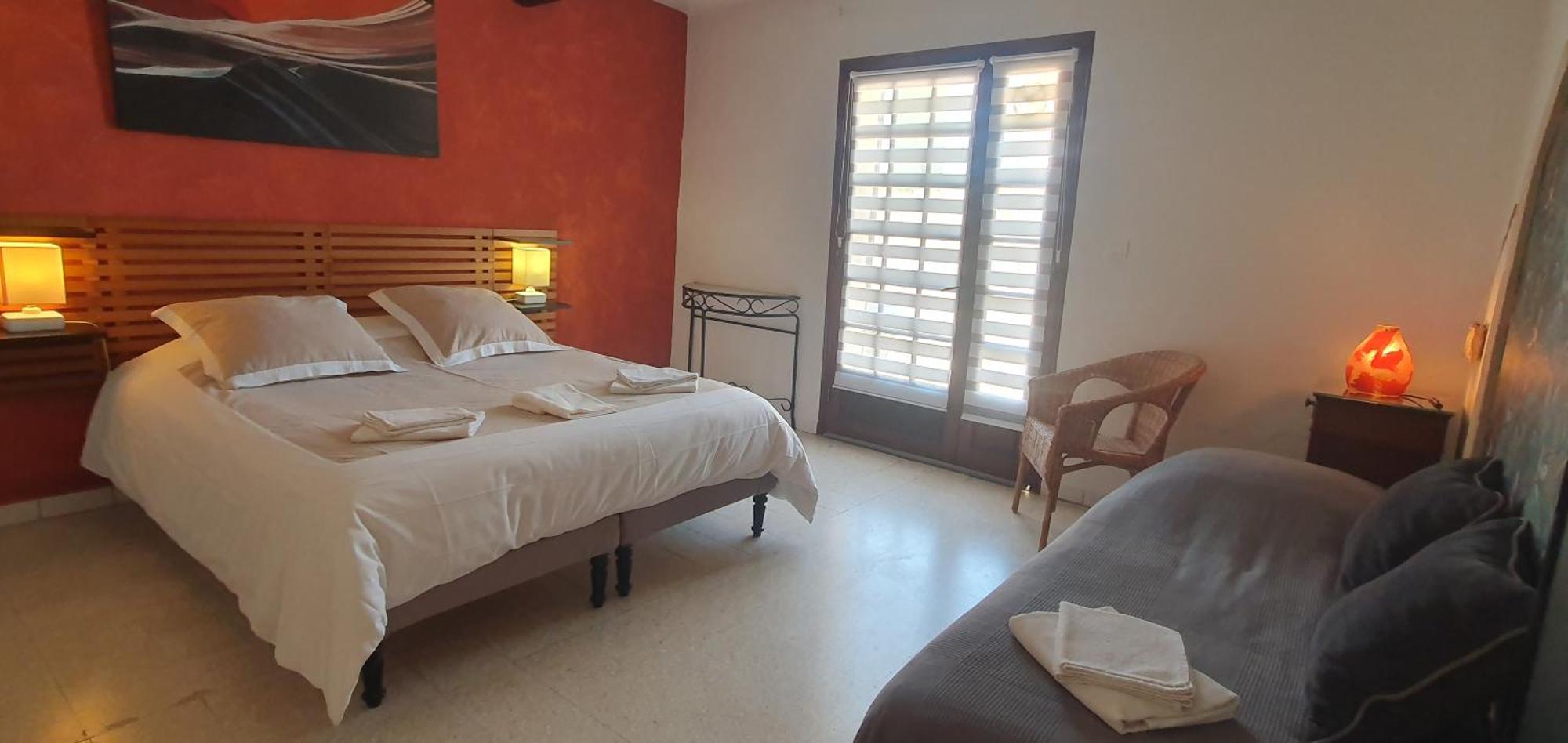 Le Jardin D'Ivana Chambres D'Hotes B&B Avec Piscine Chauffee Оппед Екстер'єр фото