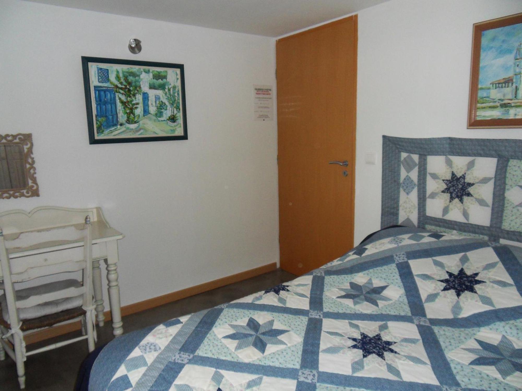 Le Jardin D'Ivana Chambres D'Hotes B&B Avec Piscine Chauffee Оппед Екстер'єр фото